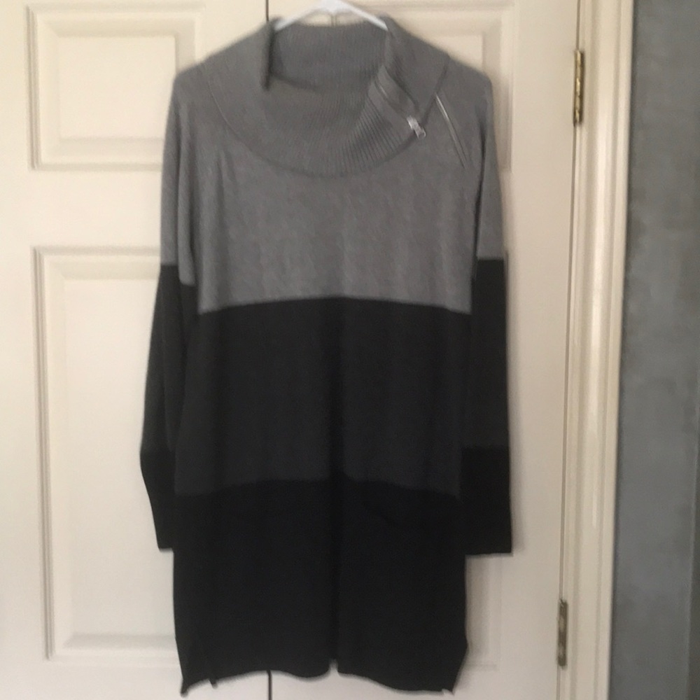 Eight Eight Eight Sweaterdress